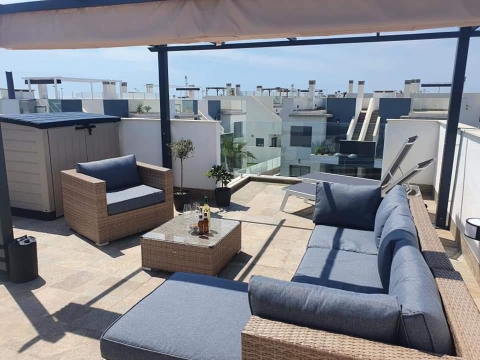 Appartamento Casa Lela Met Dakterras Pilar de la Horadada Esterno foto