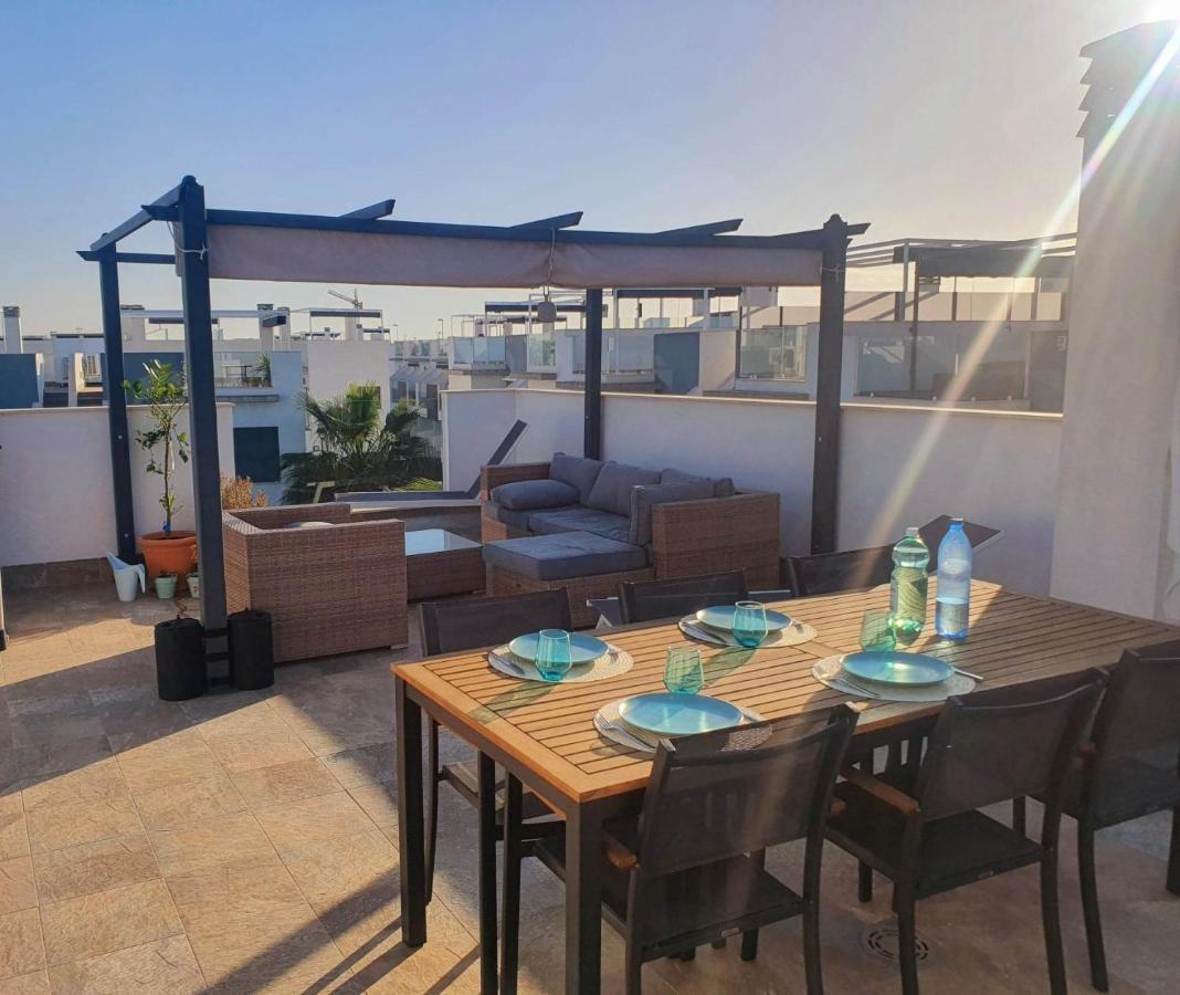 Appartamento Casa Lela Met Dakterras Pilar de la Horadada Esterno foto
